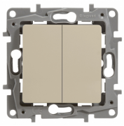 Legrand Etika Слоновая кость Выключатель 2-кл