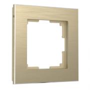 Рамкa
Aluminium,  1 пост,   цвет - шампань,  металл