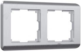 Рамкa
Stream,  2 поста,   цвет - серебряный,  пластмасса