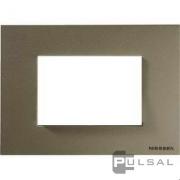 Рамка (итальянский стандарт)
Zenit,  3 модуля,   цвет - шампань,  пластмасса