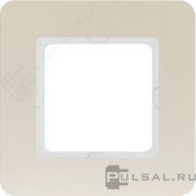 Рамкa
Q.7,  1 пост,   цвет - бежевый бархат,  пластмасса