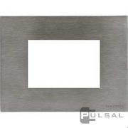 Рамка (итальянский стандарт)
Zenit,  3 модуля,   цвет - стальной,  металл