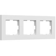 Рамка
Slab,  3 поста,   цвет - белый матовый,  пластмасса