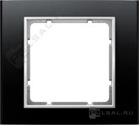 Рамкa
B.3,  1 пост,   цвет - черный,  белый матовый,  металл