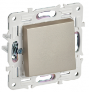 IEK Skandy Шампань Переключатель 1-кл перекрестный сх.7