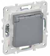 IEK Skandy Серый Розетка с/з с крышкой со шторками IP44, винтовой зажим