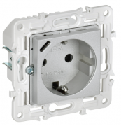 IEK Skandy Серебряный Розетка с/з+USB тип С 18Вт с быстрой зарядкой, (USB type-C 5V, USB type-A 5V, 3,1 А)