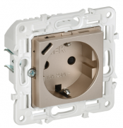 IEK Skandy Шампань Розетка с/з+USB тип С 18Вт с быстрой зарядкой, (USB type-C 5V, USB type-A 5V, 3,1 А)