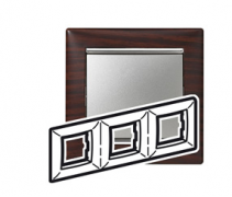 Legrand Valena Темное дерево/Серебряный штрих Рамка 3-ая